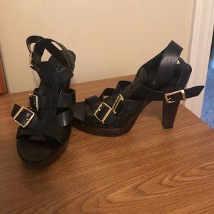 Jessica Simpson  black leather sandals